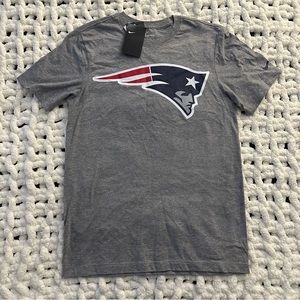 New England Patriots  T-Shirt | Men’s sz Small - New | The Nike Tee NFL